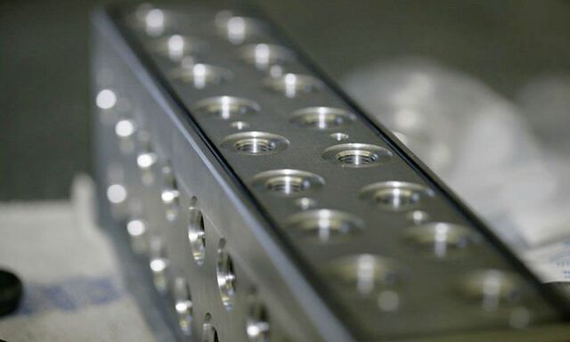 Steuerblockfertigung